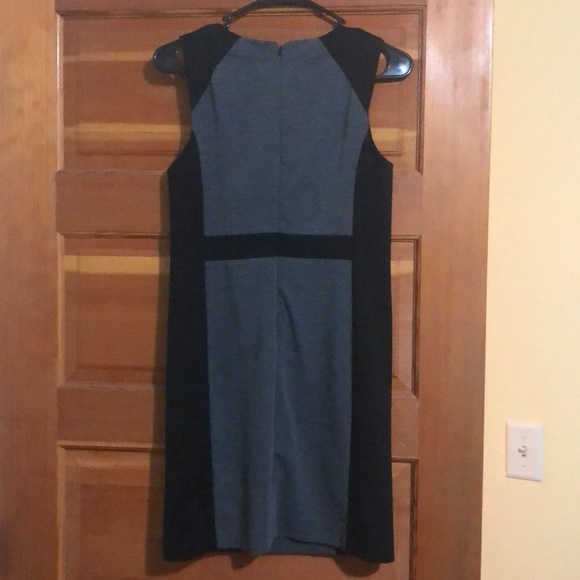 Banana Republic size 4P dress - Picture 2 of 2